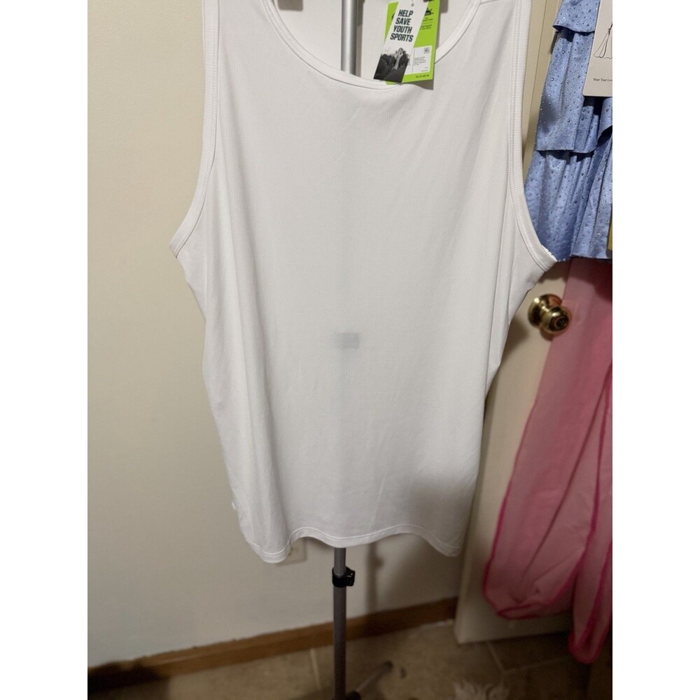 DSG Women's White Moisture Wicking Sleeveless Tank Top M +50 UV Reflective